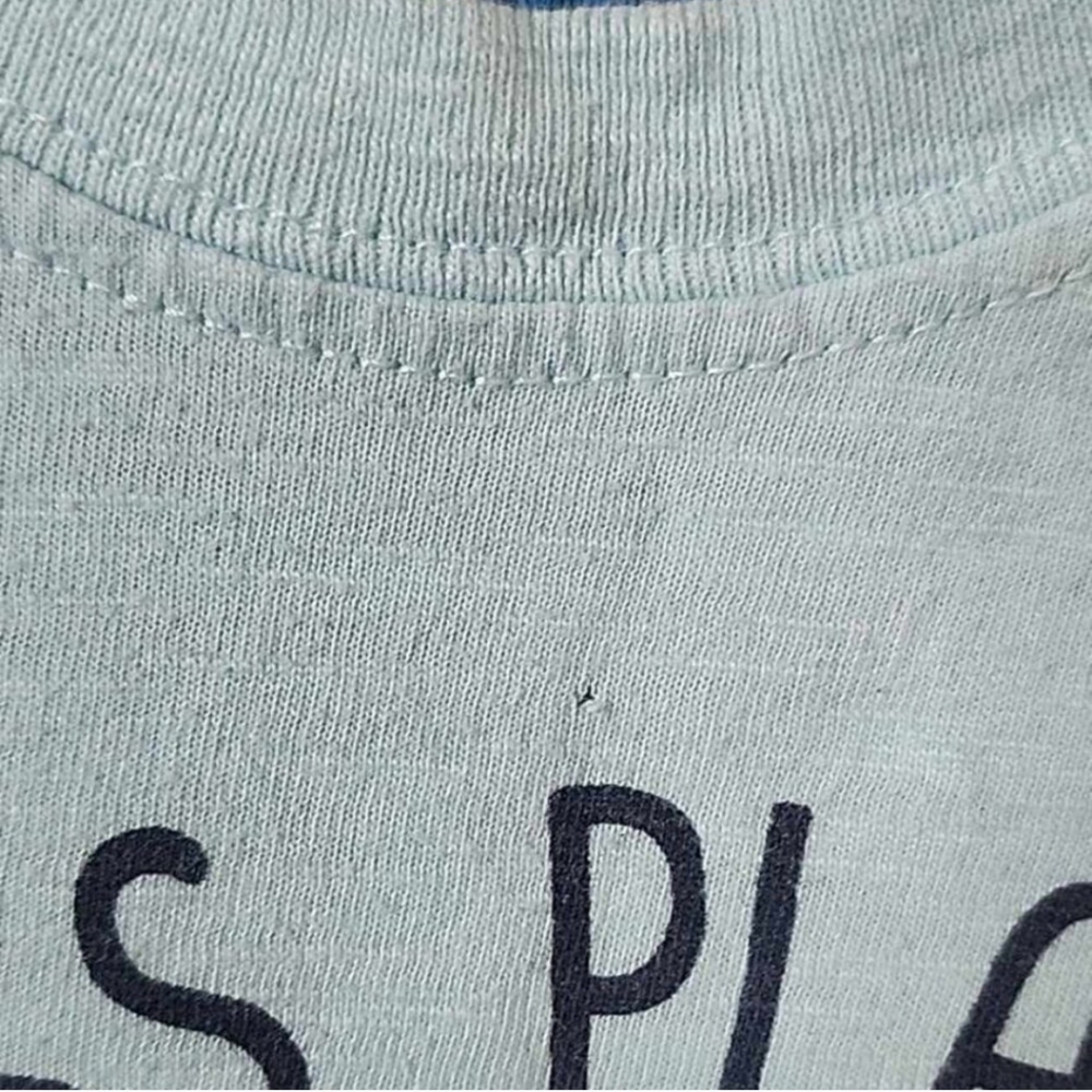 🦈Less plastic...Tee - Picture 2 of 4